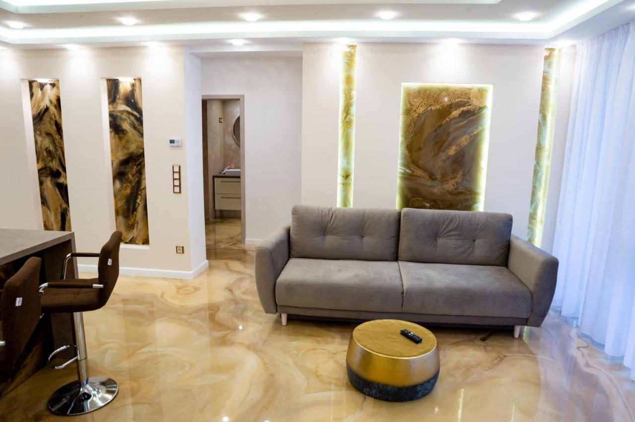 גיור Dream Apartman 2 With Free Parking מראה חיצוני תמונה