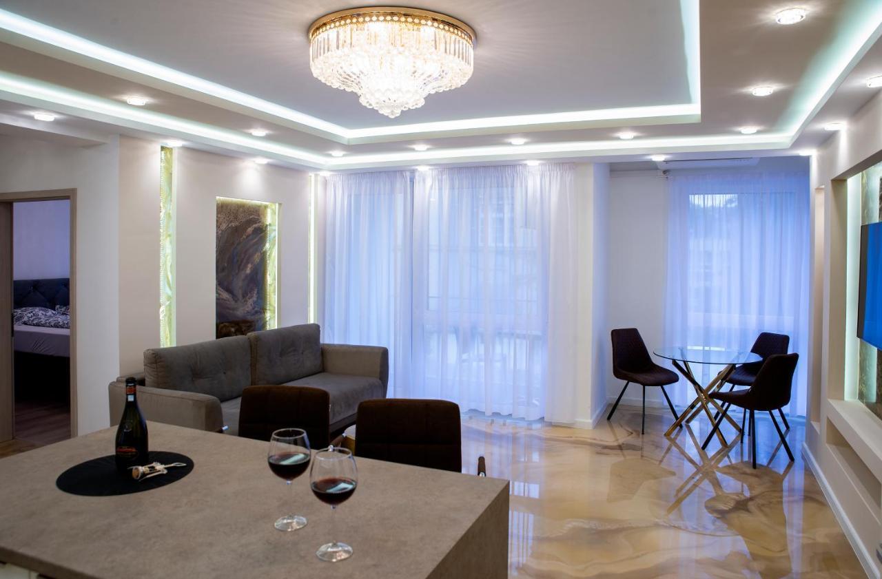 גיור Dream Apartman 2 With Free Parking מראה חיצוני תמונה